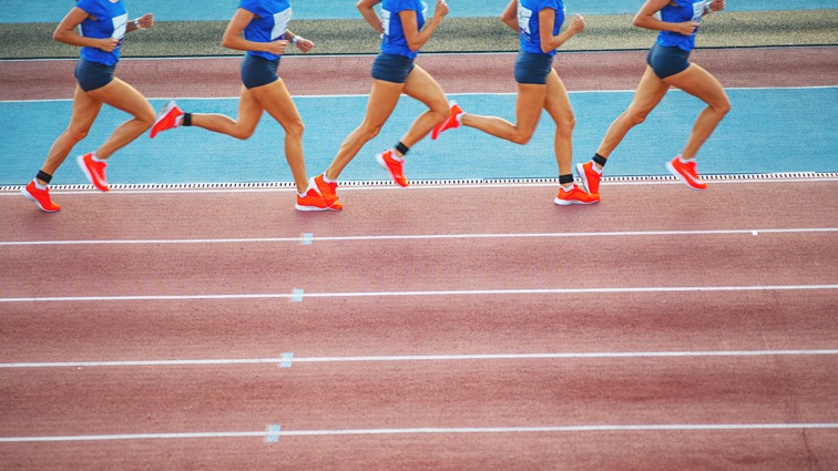 瑞士羽毛球公开赛：翁泓阳陈雨菲称王封后